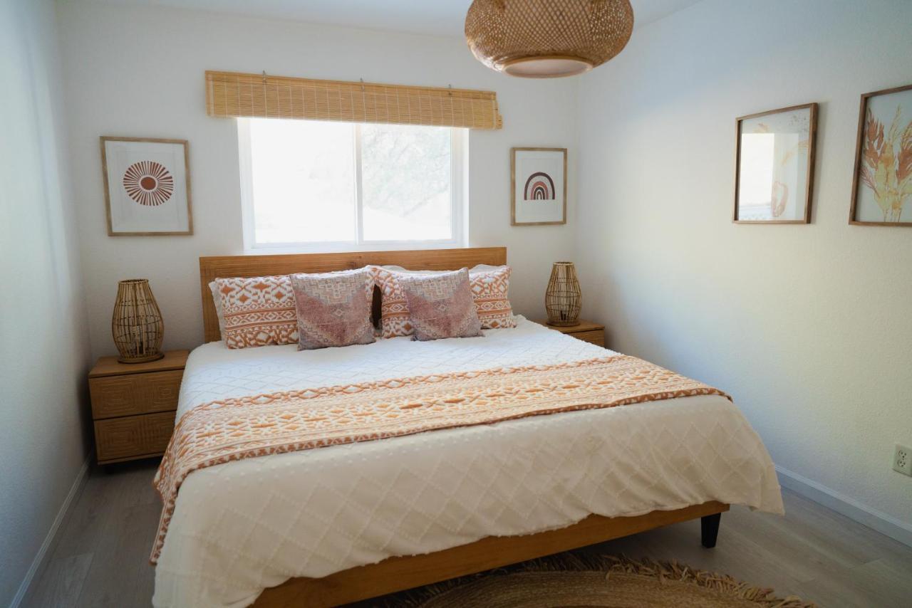 Boho Chic Oasis By Casa Oso With Pool, And Views Hébergement de vacances Ahwahnee